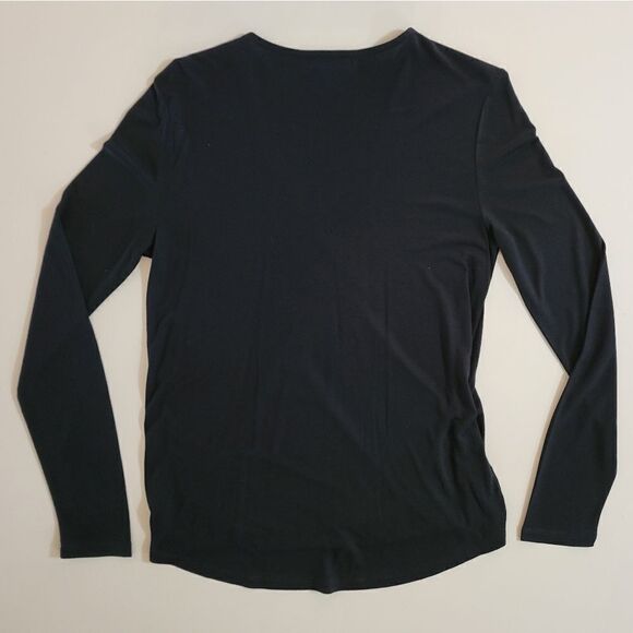 Gap Women's Black Crossover Surplice V-neckline Long Sleeve Top - Picture 10 of 10